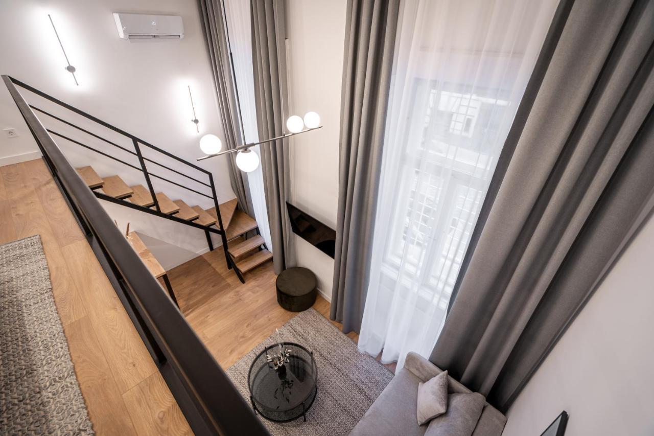 E56 - Grand Boulevard Heritage Residence - Best Location By Bqa ブダペスト エクステリア 写真
